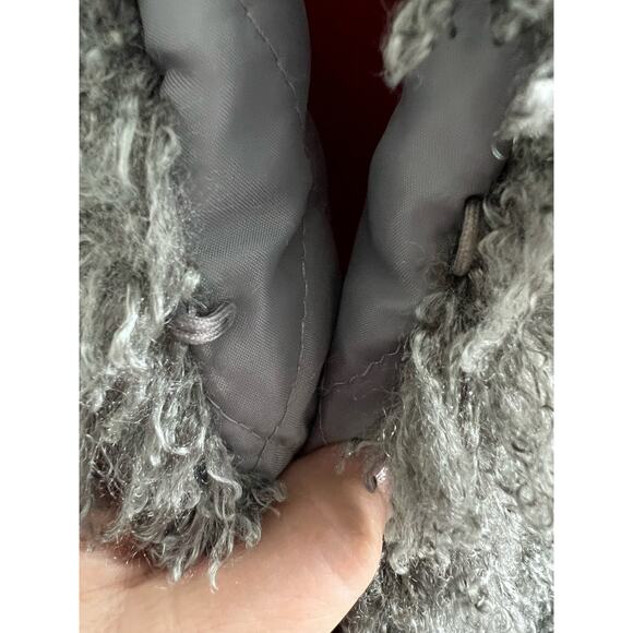 Simply Vera Wang Faux Fur Open Front Sleeveless Gray Vest Jacket SIze L/XL - Picture 6 of 8